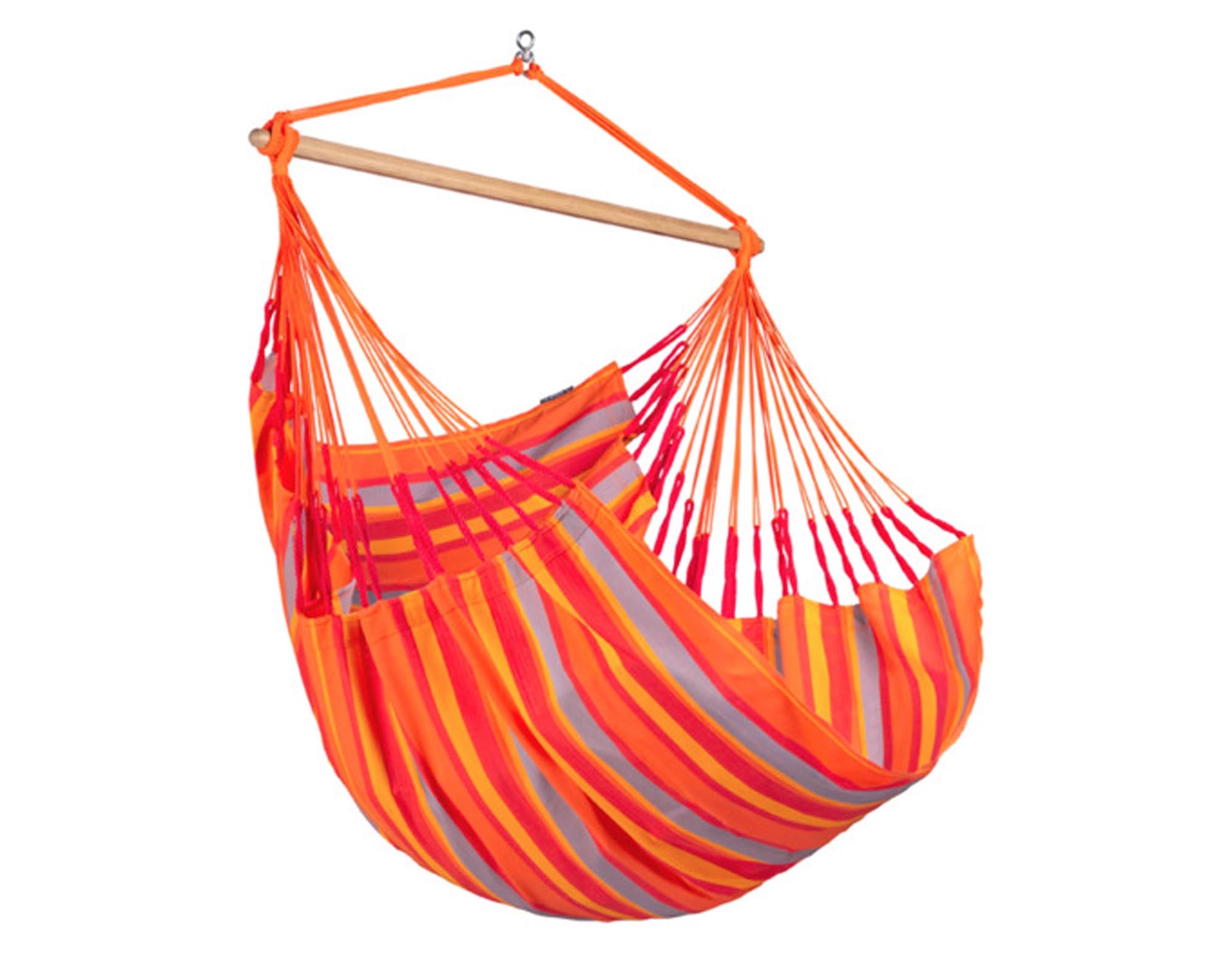 Entspannen Sie im Hängestuhl Domingo von LA SIESTA. Hochwertige Baumwolle, großzügige Maße und vielseitige Designs für jeden Raum!