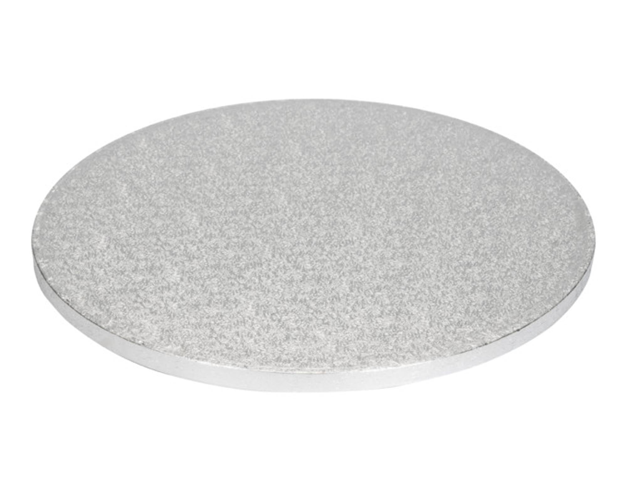 Entdecken Sie die PATISSE Tortenunterlage silber ø 30x1 cm – ideal für Tortenkreationen, stabil, lebensmittelecht und rutschfest. Perfekt für Hobbybäcker!