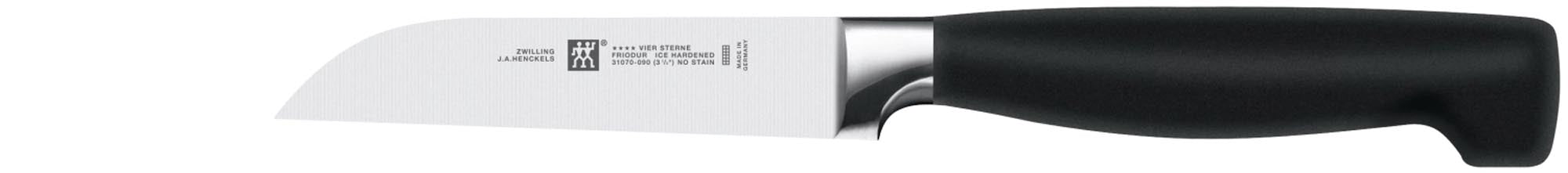 Entdecken Sie das Zwilling Four Star Gemüsemesser 80 mm – präzise, scharf und ergonomisch für müheloses Schneiden von Gemüse und Obst.