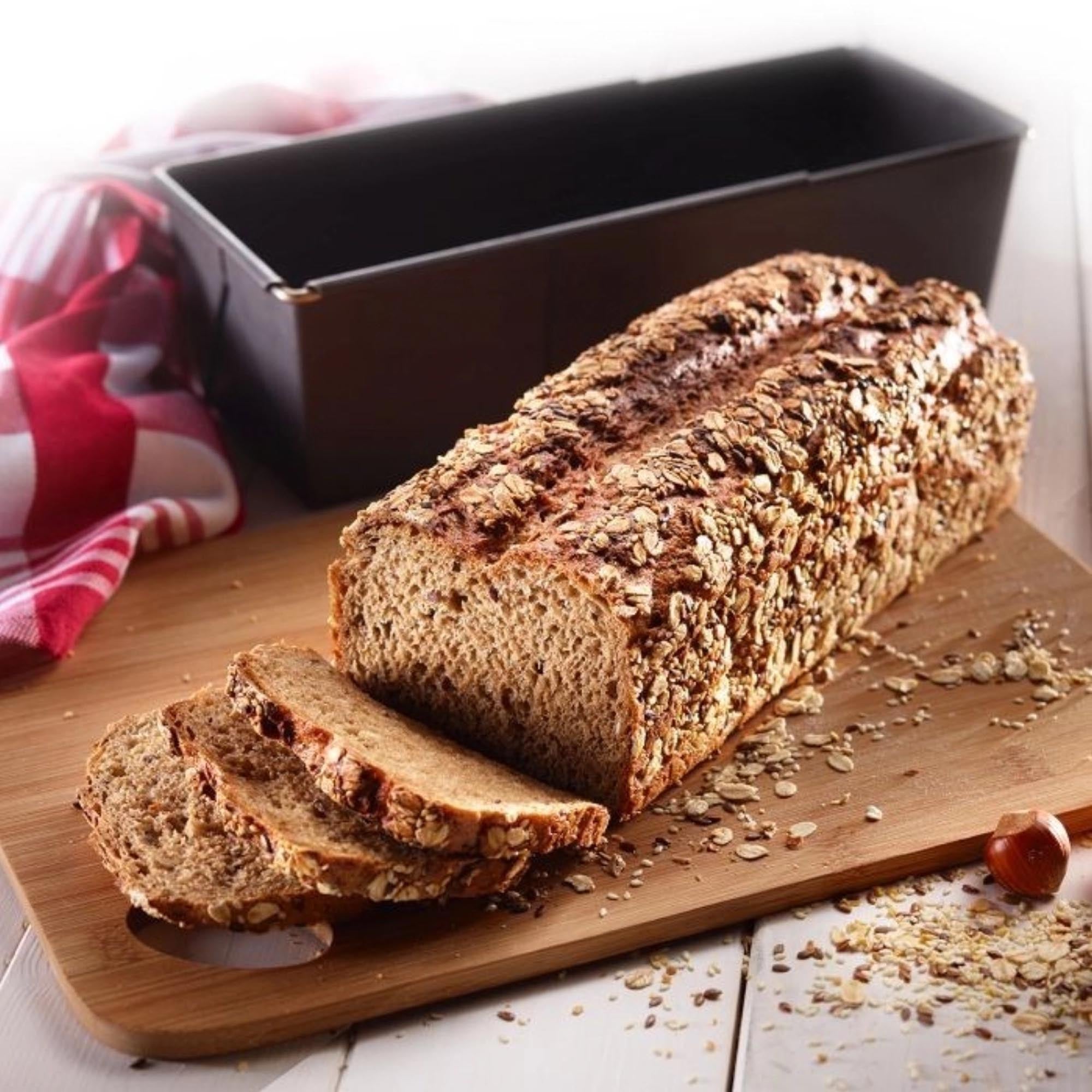 Verstellbare Brotbackform von Westmark, 25-35cm, mit Antihaftbeschichtung, perfekt für Brot und Kuchen in variabler Grösse.
