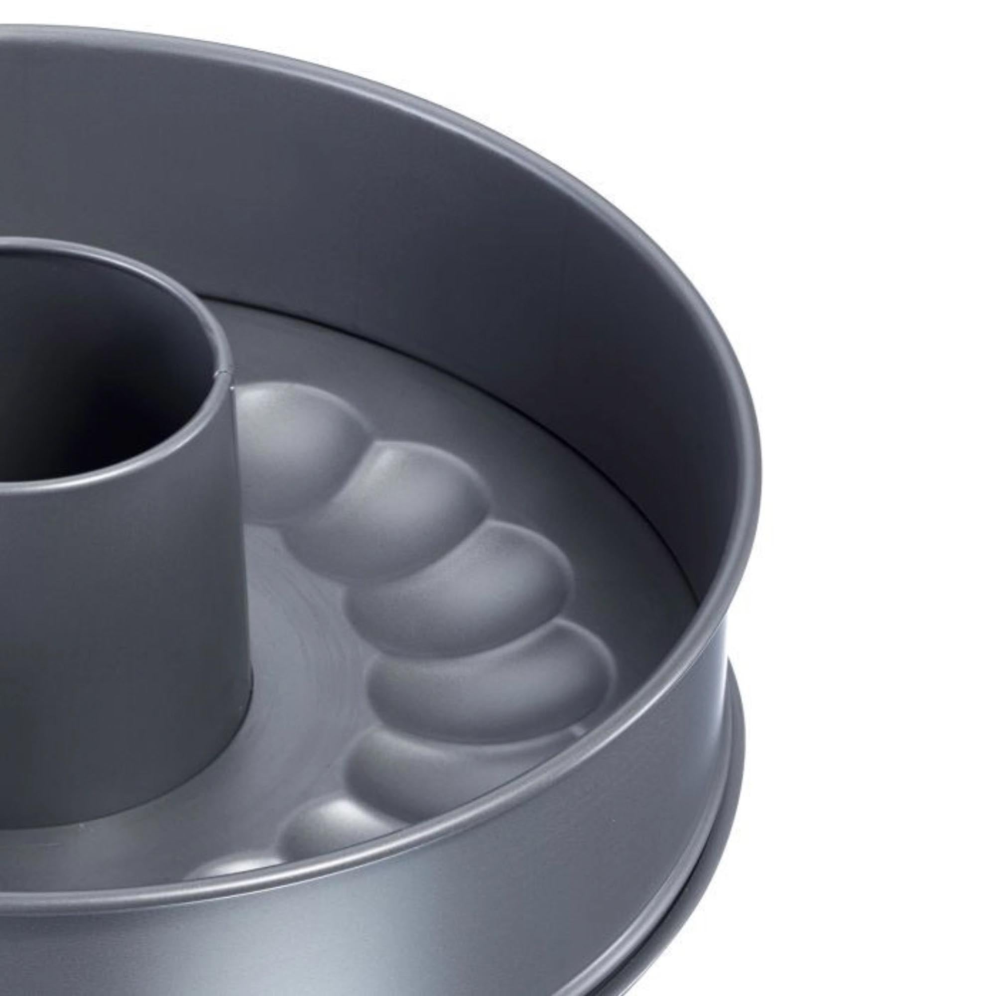 Springform 26cm mit Antihaft, 2 Böden für Kuchen und Torten, langlebig und hochwertig, perfekt für Backprofis von Westmark.