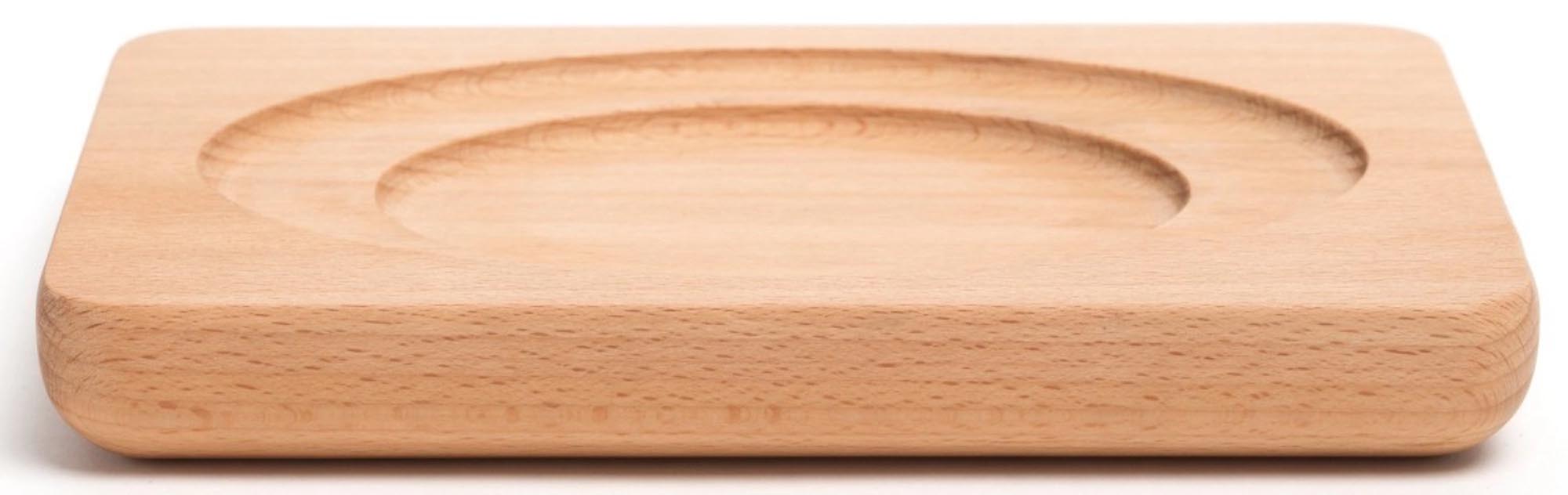 Holz-Untersetzer oval 20x14cm in Braun präsentiert im Onlineshop von KAQTU Design AG. Pfannenuntersatz ist von Comas