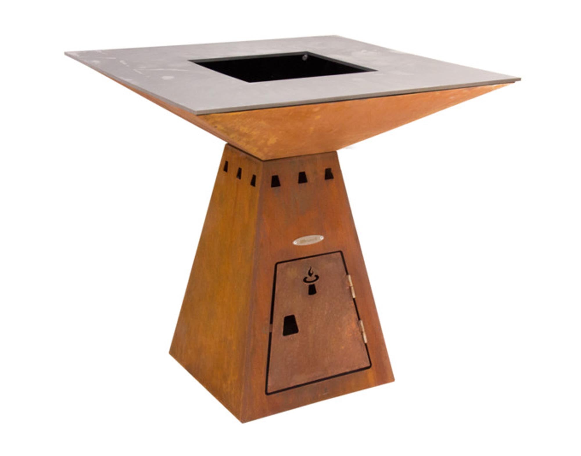 Entdecken Sie den JOE'S BARBEQUE SMOKER Longhorn 16" für authentisches BBQ. Robuste Bauweise, hervorragende Wärmeleitung und praktische Funktionen für perfekte Grillpartys.