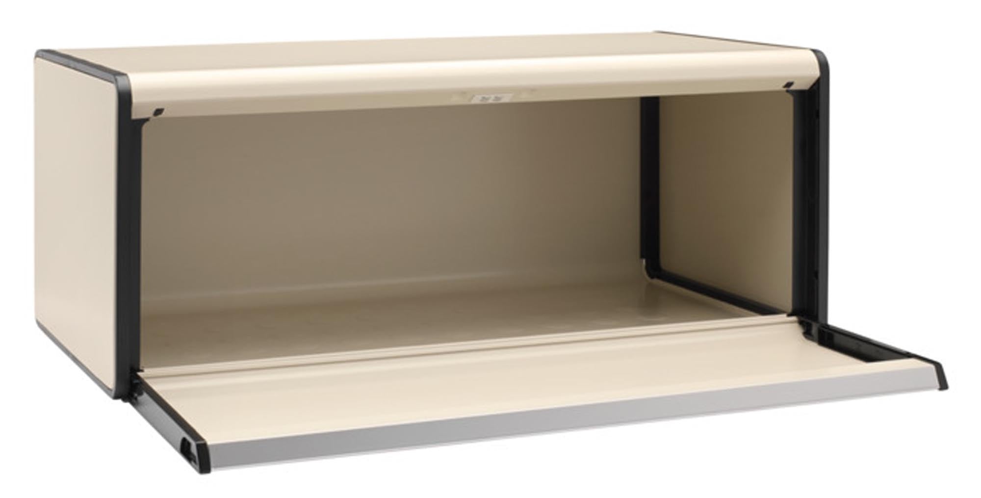 Der BRABANTIA Brotkasten in soft beige (46,5x25x18,7 cm) vereint elegantes Design mit optimaler Frischebewahrung für Ihre Backwaren.