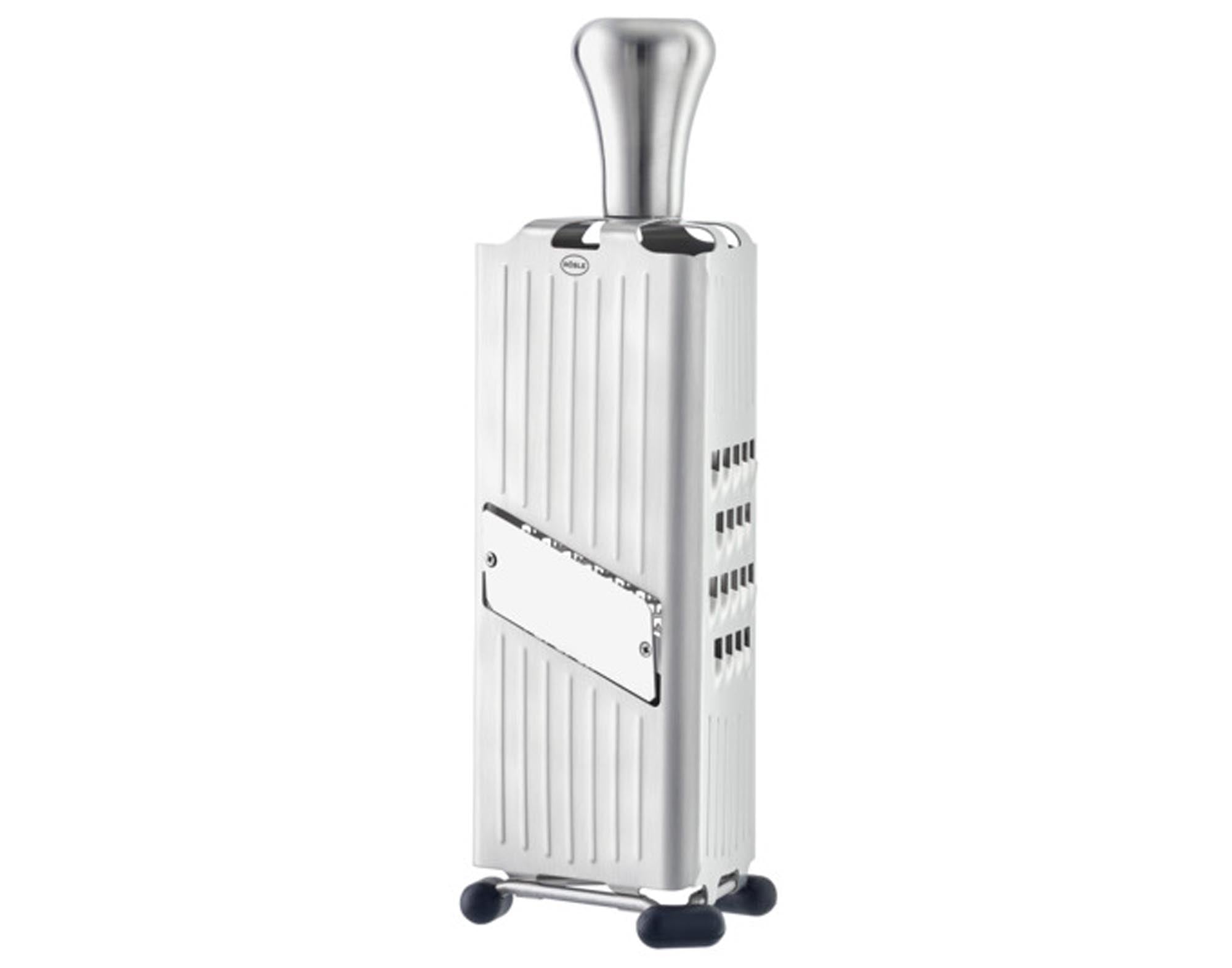 Die RÖSLE Multireibe 25x9.5 cm aus hochwertigem Edelstahl bietet scharfe Klingen, ergonomischen Griff und einfache Reinigung – ideal für Gemüse, Käse und mehr!