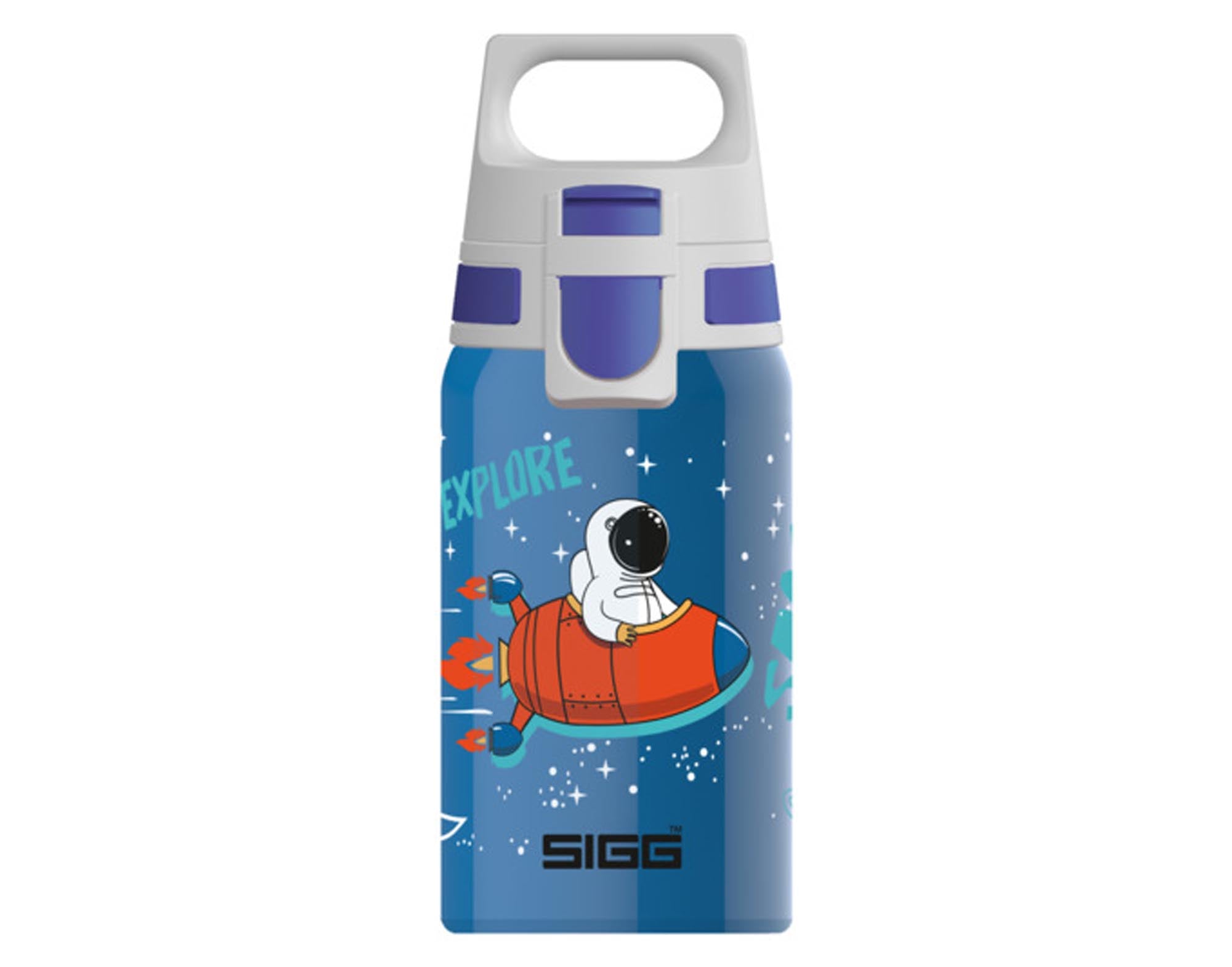 Entdecken Sie die SIGG Trinkflasche Bottle Shield One 0.5 l – robust, BPA-frei und ideal für Sport, Freizeit und Alltag. Nachhaltig und stylish!