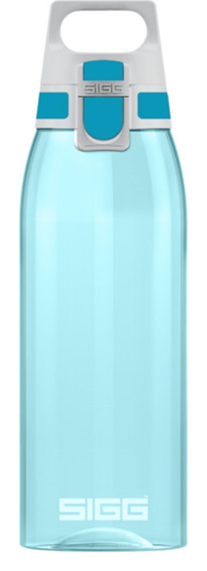 Entdecken Sie die SIGG Trinkflasche Bottle Total Color aqua 1 l – leicht, BPA-frei und ideal für Sport, Büro und unterwegs. Hochwertiges Design und beste Isolierung!