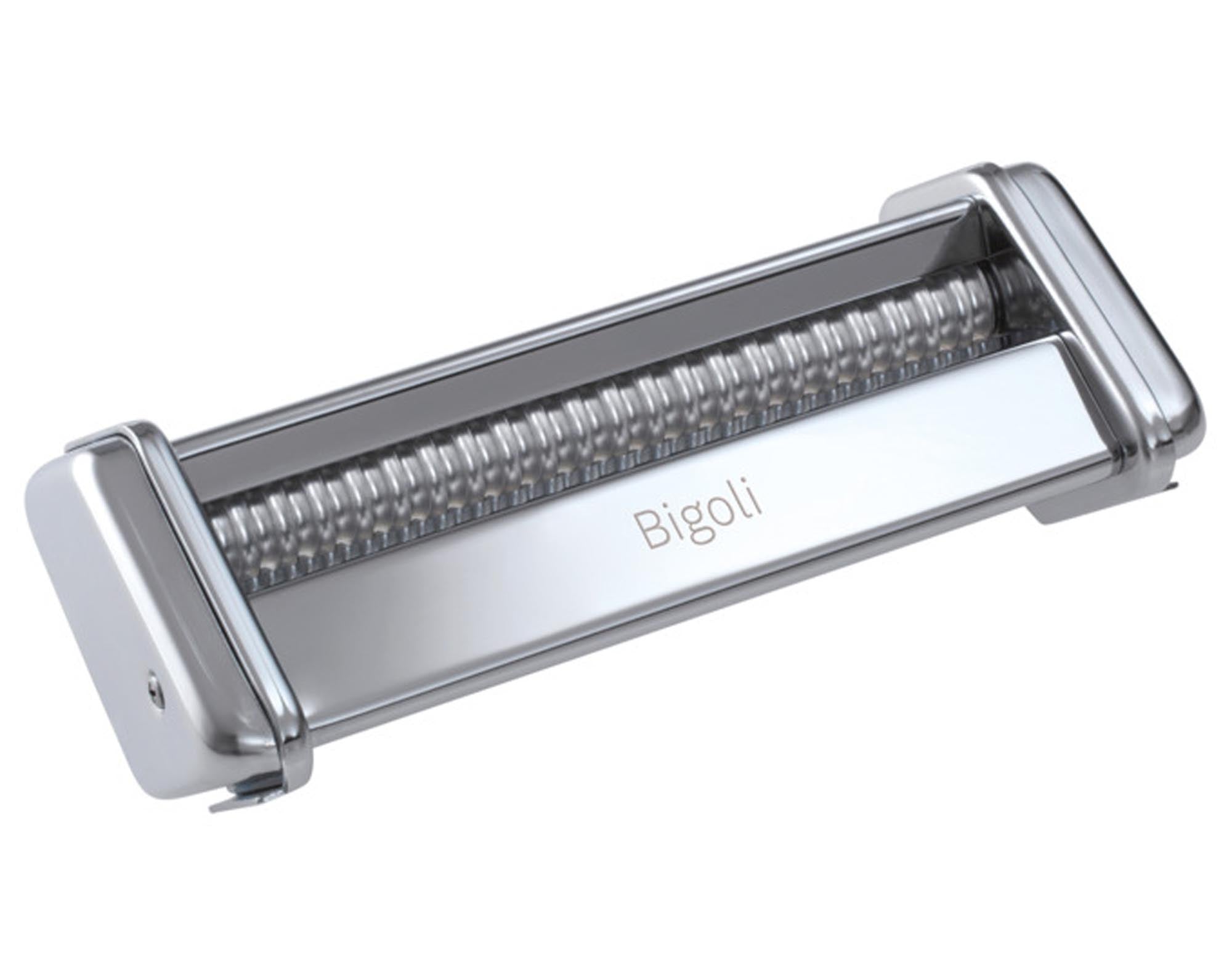 Eleganter, flacher 28cm Keramikteller in mattem Schwarz, ideal für Hauptgerichte. Spülmaschinen- und mikrowellengeeignet.