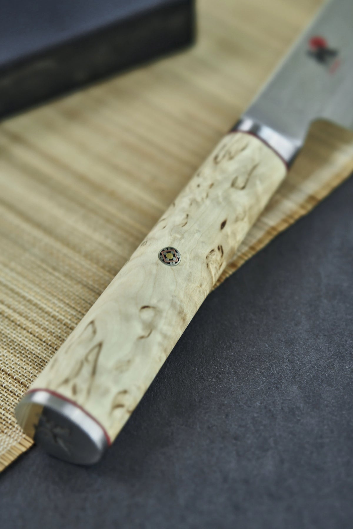 MIYABI 5000MCD Brotmesser, 230mm in Braun präsentiert im Onlineshop von KAQTU Design AG. Damastmesser ist von Miyabi