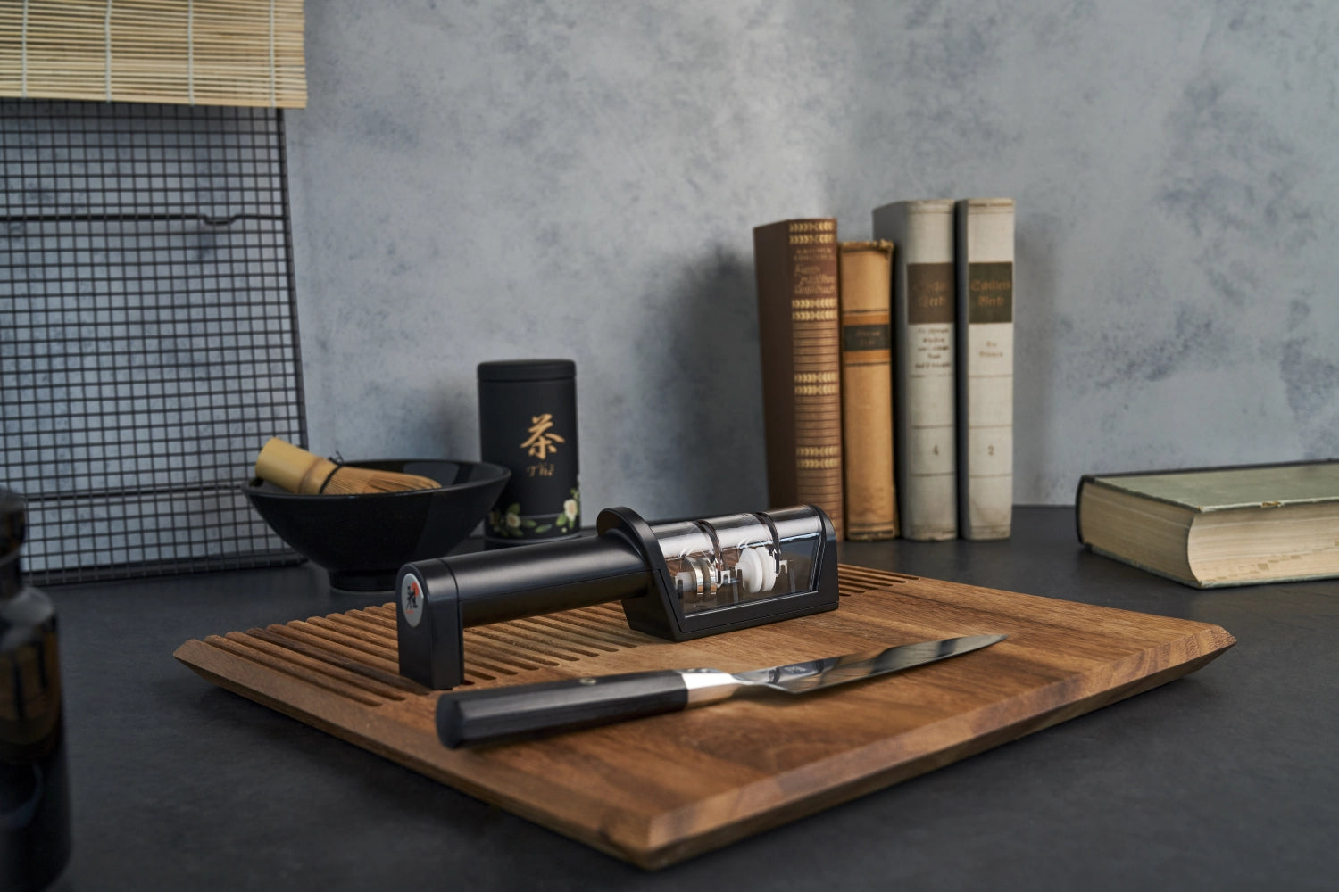 Miyabi Aiguiseur de couteaux (diamant et rouleau en céramique)