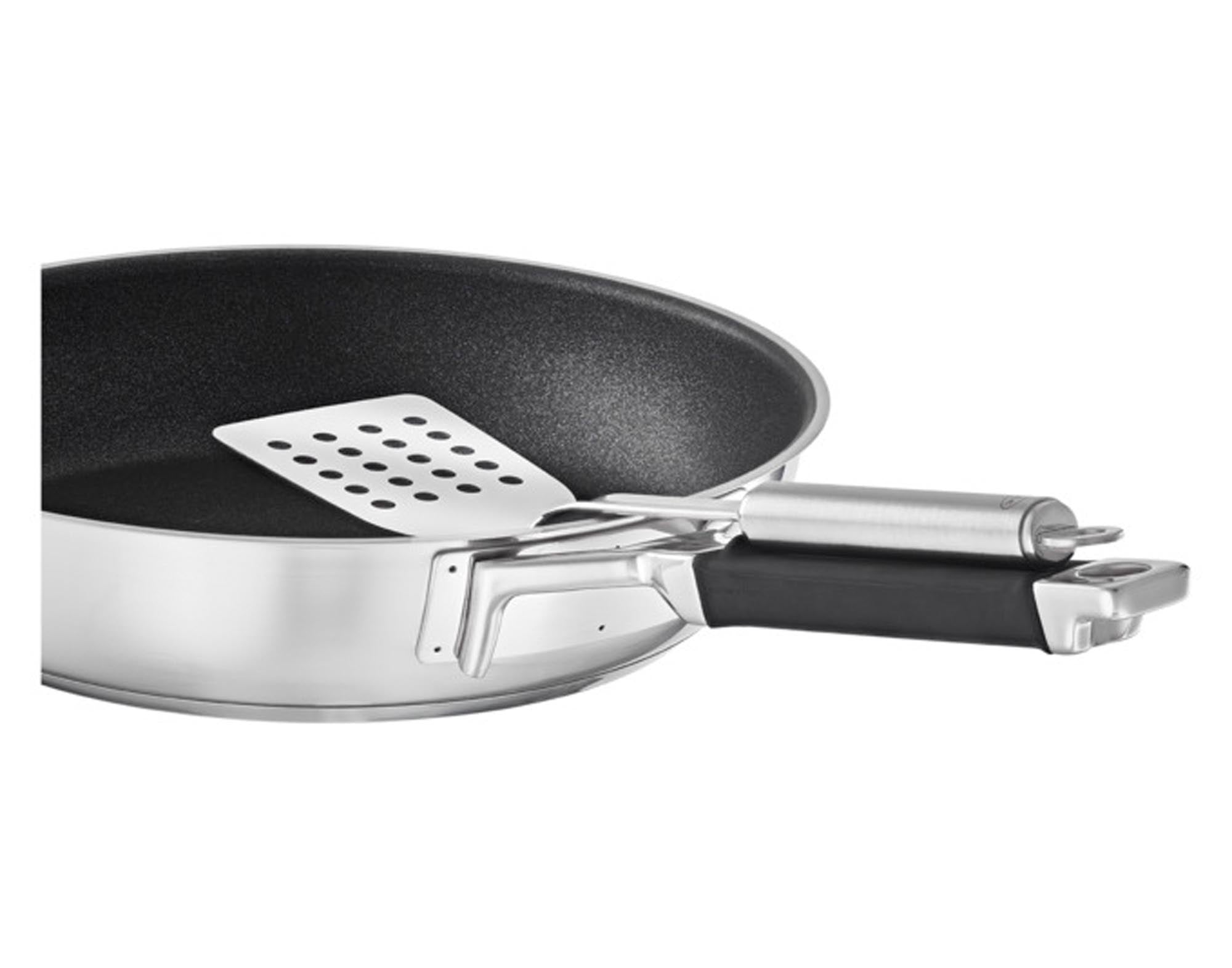 Elegantes MIYABI 7000D Gyutoh: 200mm Klinge, CMV60 Stahl, Damaszener-Design, Micarta-Griff. Perfekte Balance & Präzision.