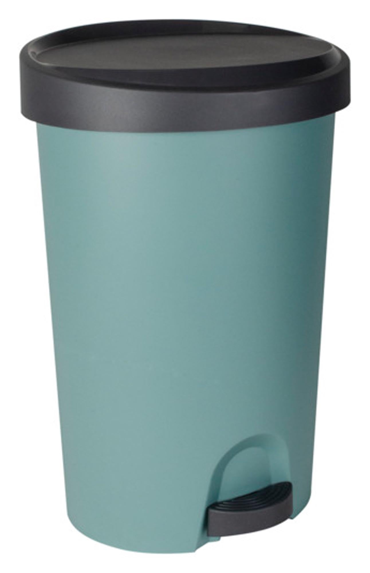 Entdecken Sie den EDA Treteimer 30 l in Eukalyptus: eleganter Edelstahl, hygienische Handhabung, ideal für Küche, Bad und Büro. Funktionalität trifft auf modernes Design.