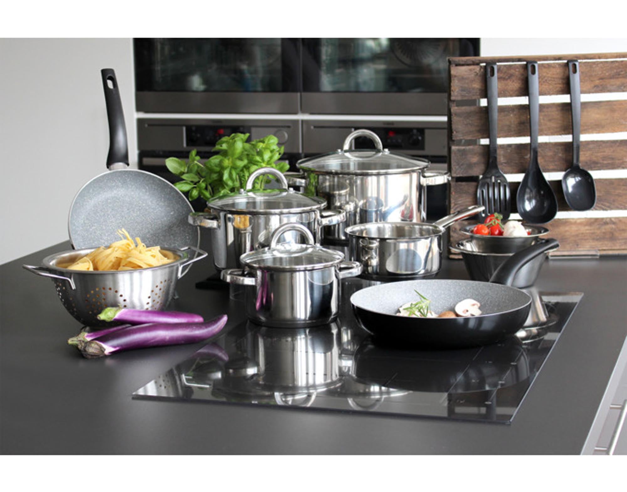 Das 15-teilige ELO BASIC Topf-/Bratpfannen-Set bietet Qualität, Antihaftbeschichtung, ergonomische Griffe und ist spülmaschinenfest.