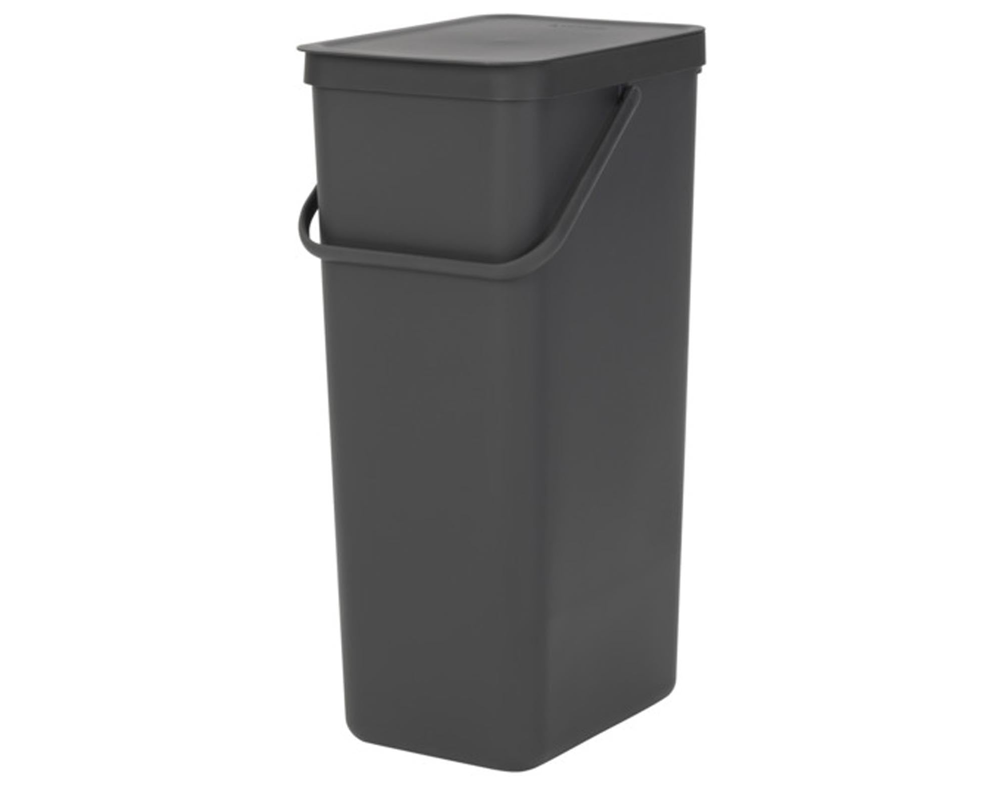 Entdecken Sie den BRABANTIA Abfallbehälter Sort&Go 40 l in grau – ideal für umweltbewusstes Mülltrennen, robust, leicht zu reinigen und stylish.