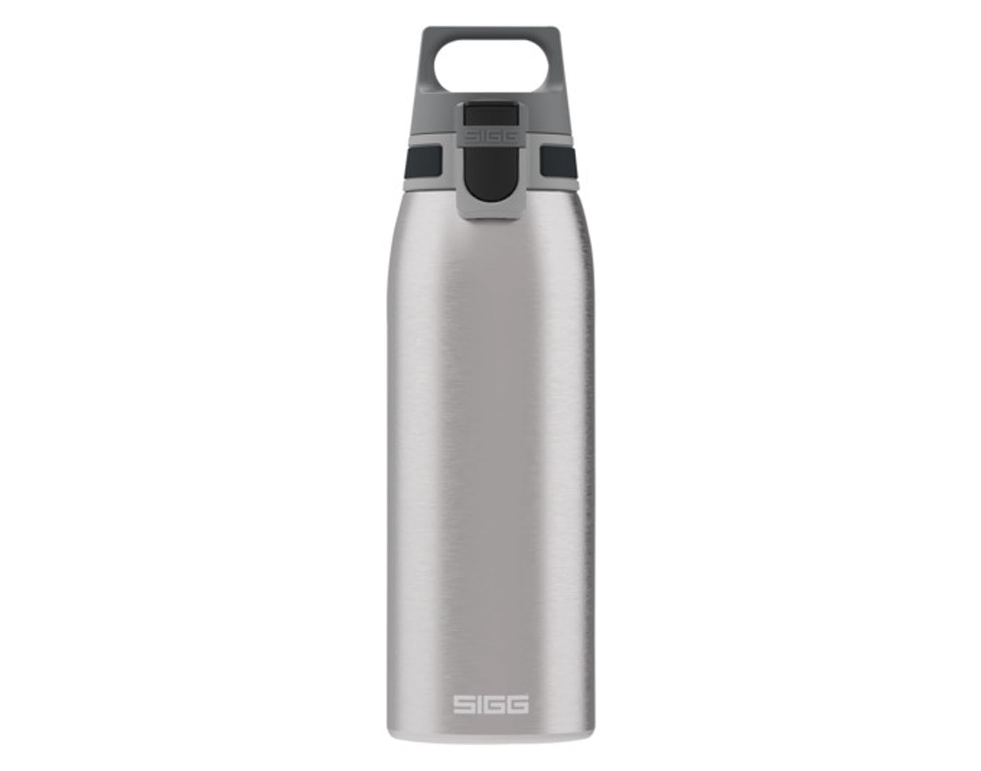 Entdecken Sie die SIGG Trinkflasche Bottle Shield One brushed 1 l – ideal für Sport, Outdoor und Alltag. Hochwertiges Aluminium, ergonomisches Design, umweltfreundlich.