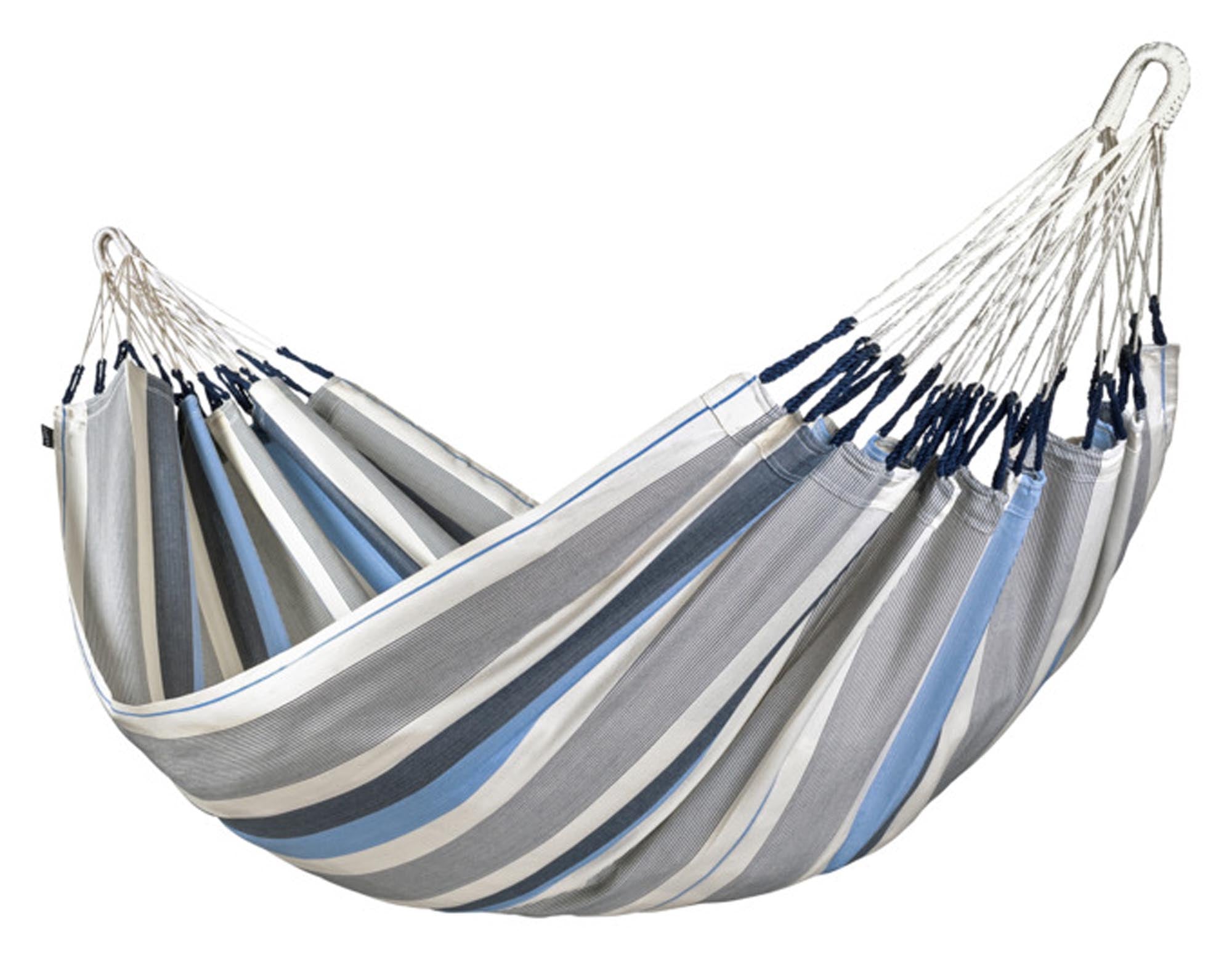 Entspannen Sie in der Hängematte Brisa 160x350 cm von LA SIESTA. Ideal für Garten und Balkon, bietet sie Komfort und Stil für Ihre Auszeit.