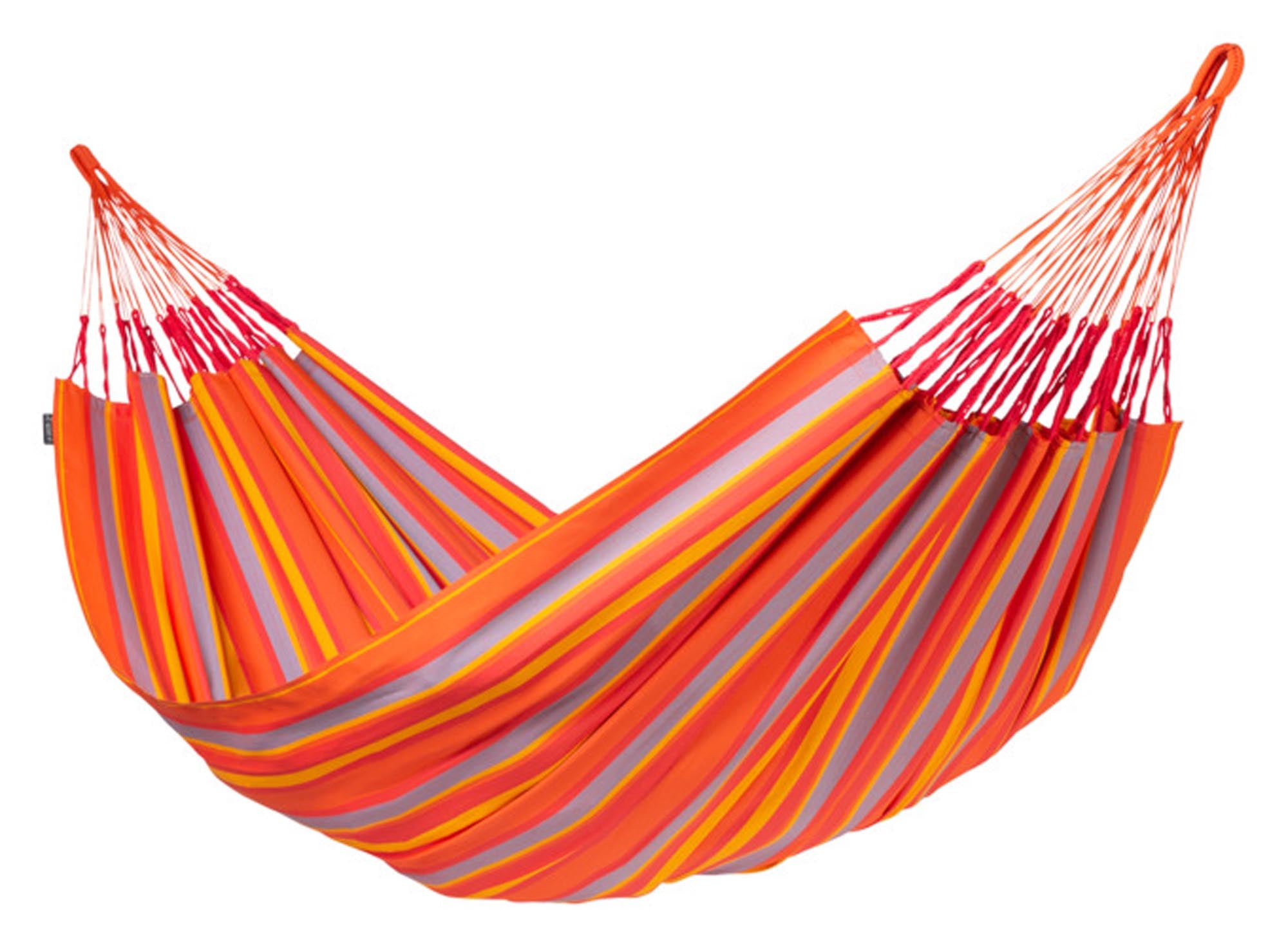 Genießen Sie die Hängematte Brisa 140x300 cm von LA SIESTA. Aus hochwertiger Baumwolle, perfekt für entspannte Momente im Freien.