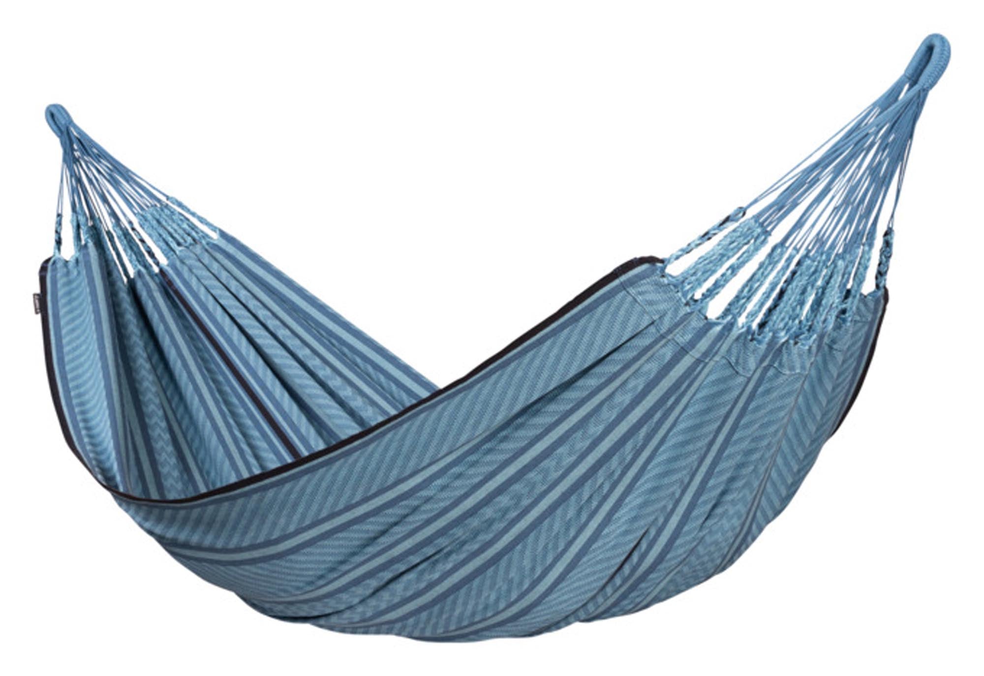 Entspannen Sie in der LA SIESTA Hängematte Flora zebra blue (160x350 cm) aus 100% Baumwolle. Ideal für Garten, Terrasse und Camping. Pflegeleicht, stabil und perfekt für Paare!