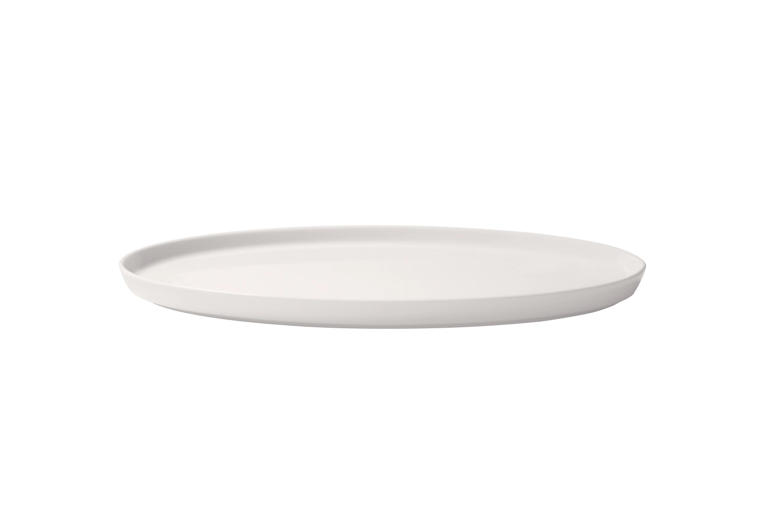 Moma Fine China Platte oval stapelbar 28.5x18cm in Weiss präsentiert im Onlineshop von KAQTU Design AG. Platte ist von Royale