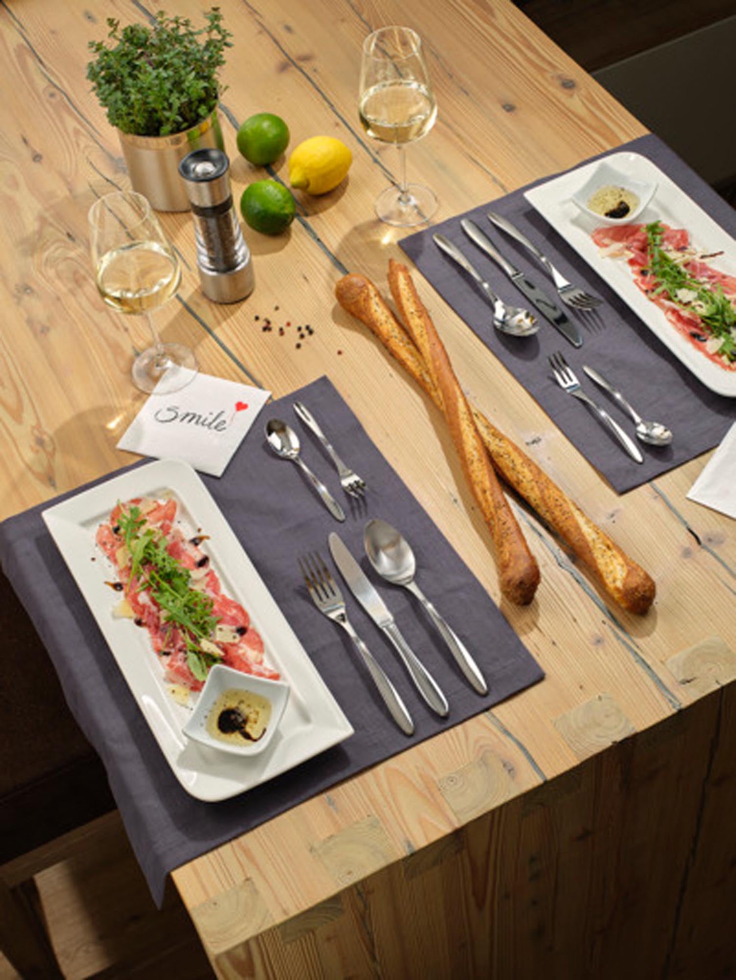 Entdecken Sie die RÖSLE Besteckgarnitur Culture: 30-teilig, poliert, aus robustem Edelstahl. Perfekt für festliche Anlässe und den täglichen Gebrauch.