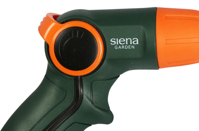 Die SIENA GARDEN Reinigungsspritze Classic 1/2" vereint Effizienz und Komfort. Ideal für Reinigung und Bewässerung, mit ergonomischem Design und vielseitigen Einsatzmöglichkeiten.