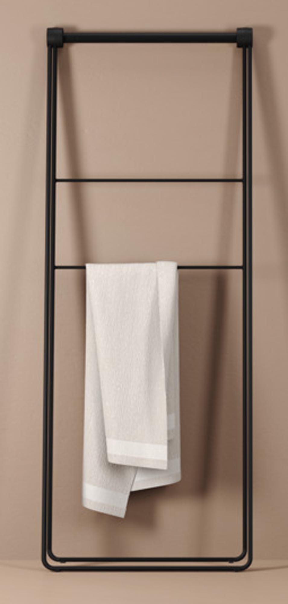 STEWI Kleiderständer Tomorrow: Funktionalität trifft auf modernes Design.