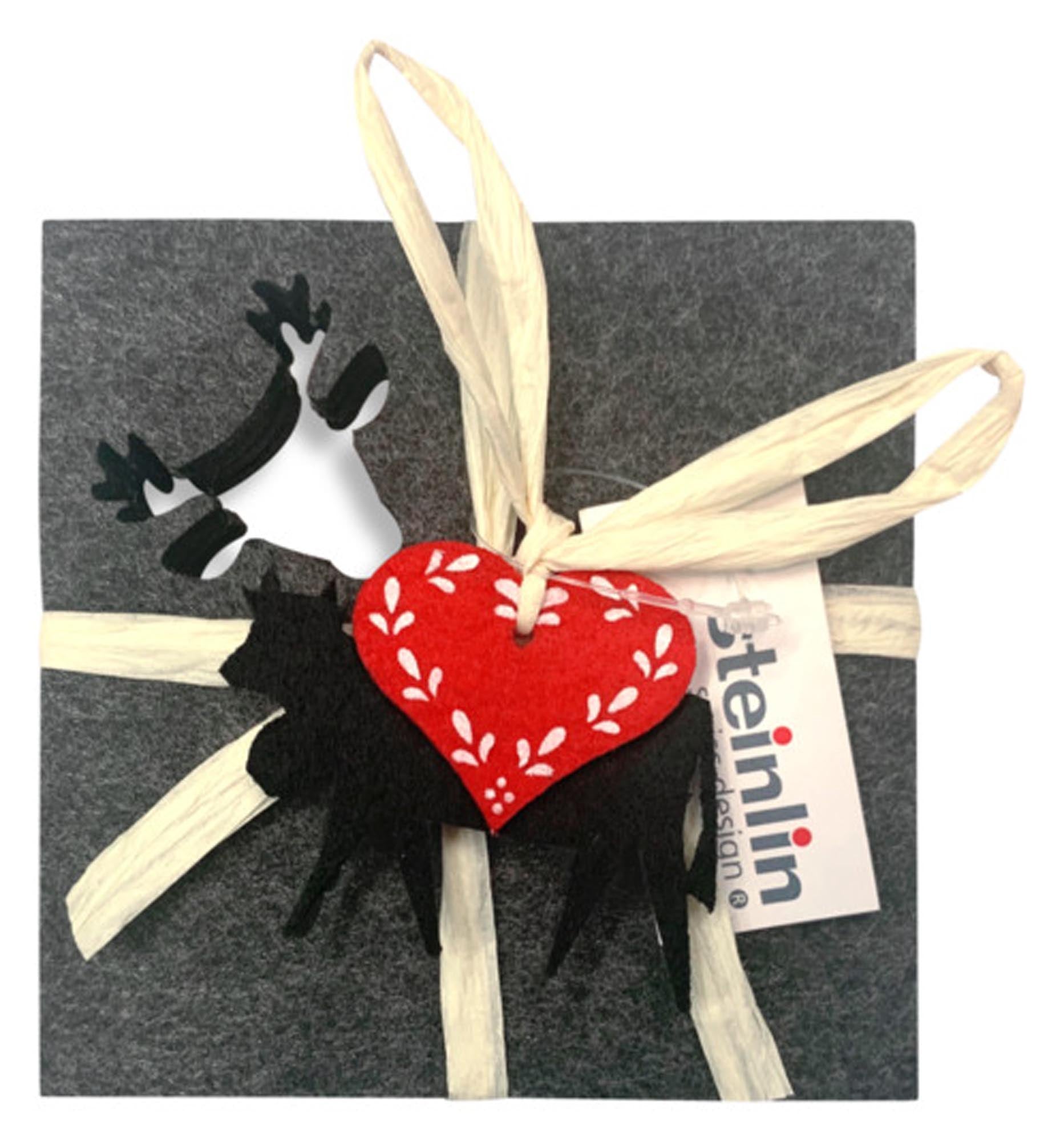 Entdecken Sie die stilvollen STEINLIN Glasuntersetzer Filz Hirsch im 4er-Set (10x10 cm). Schützen Sie Ihre Tischoberflächen mit rustikalen Motiven!