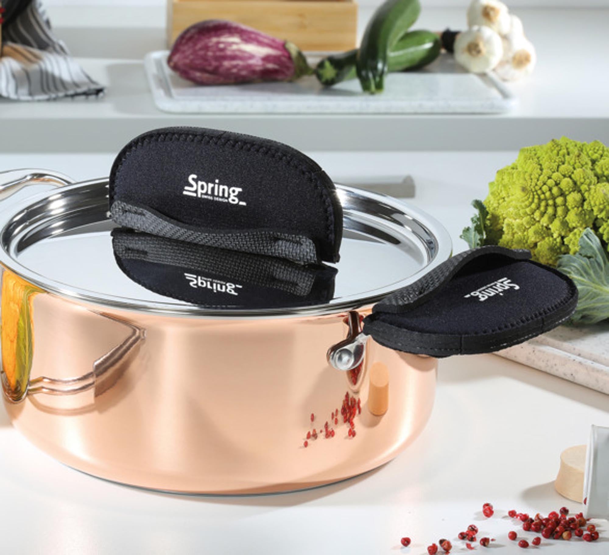 SPRING Griffschutz XL Grips rot schwarz 2 Stück in präsentiert im Onlineshop von KAQTU Design AG. Backutensilien ist von SPRING