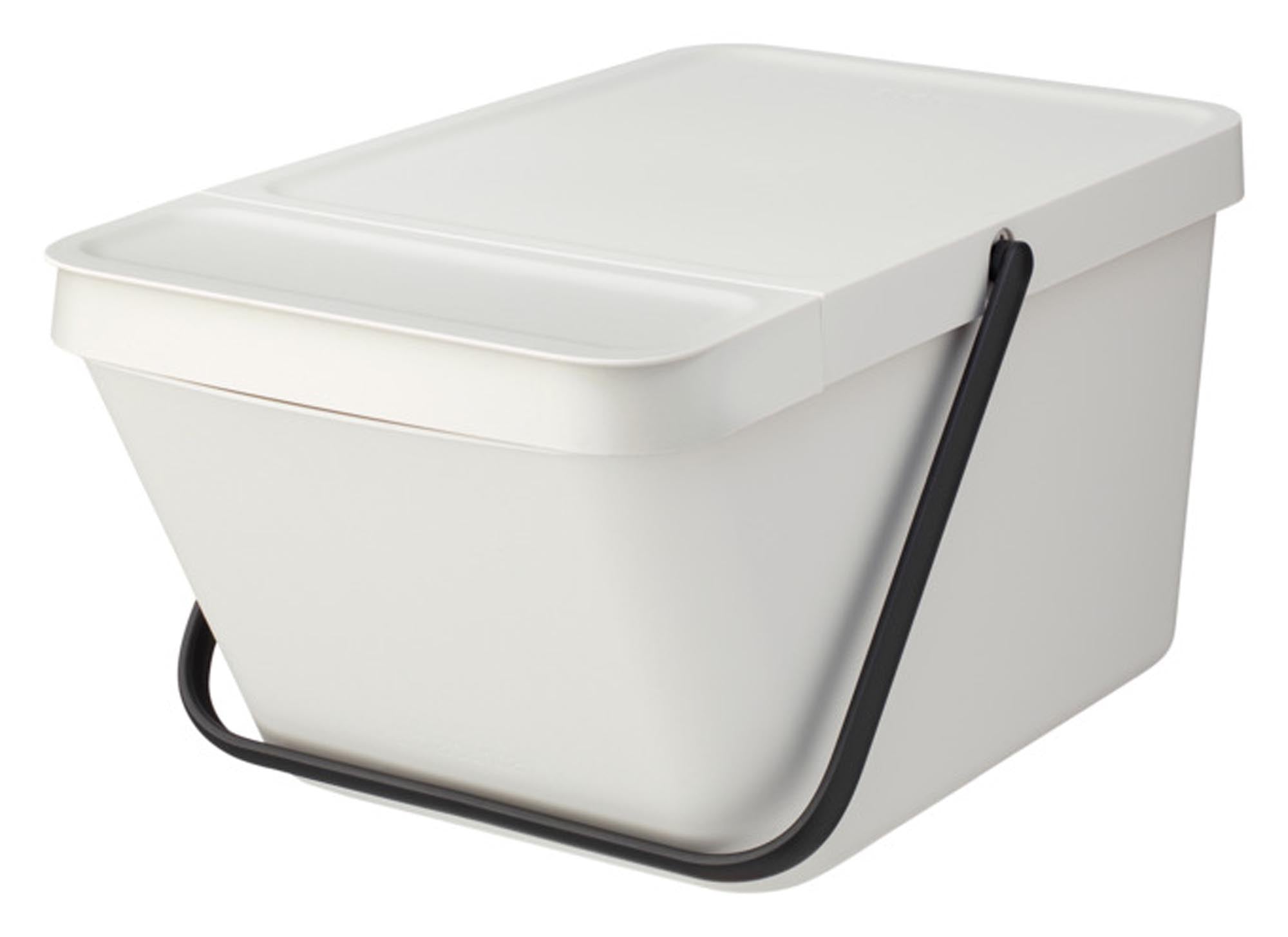 Entdecken Sie den BRABANTIA Abfallbehälter Sort&Go 20 l in light grey. Ideal für umweltbewusstes Mülltrennen, robust, BPA-frei und pflegeleicht.