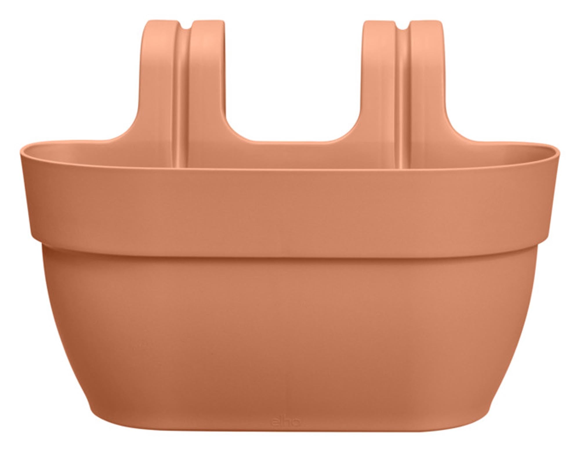 Der ELHO Hängetopf medium ø 36 cm terra ist ideal für Balkonpflanzen, langlebig, umweltfreundlich und bietet Platz für blühende Pflanzen.