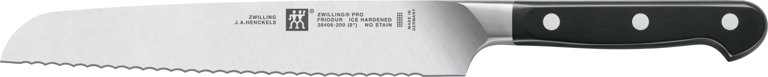 Entdecken Sie das Zwilling Pro Brotmesser 200 mm – ideal für präzises Schneiden von Brot und Backwaren. Hochwertige Klinge, ergonomischer Griff, langlebig und rostfrei.