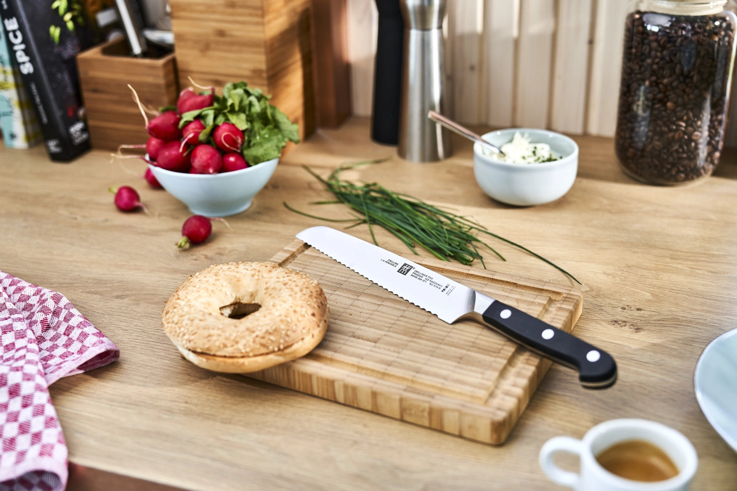 Zwilling Couteau à pain Pro 200 mm