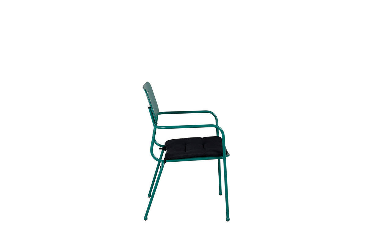 Nicke Stuhl in Grün präsentiert im Onlineshop von KAQTU Design AG. Gartenstuhl mit Armlehnen ist von Venture Home