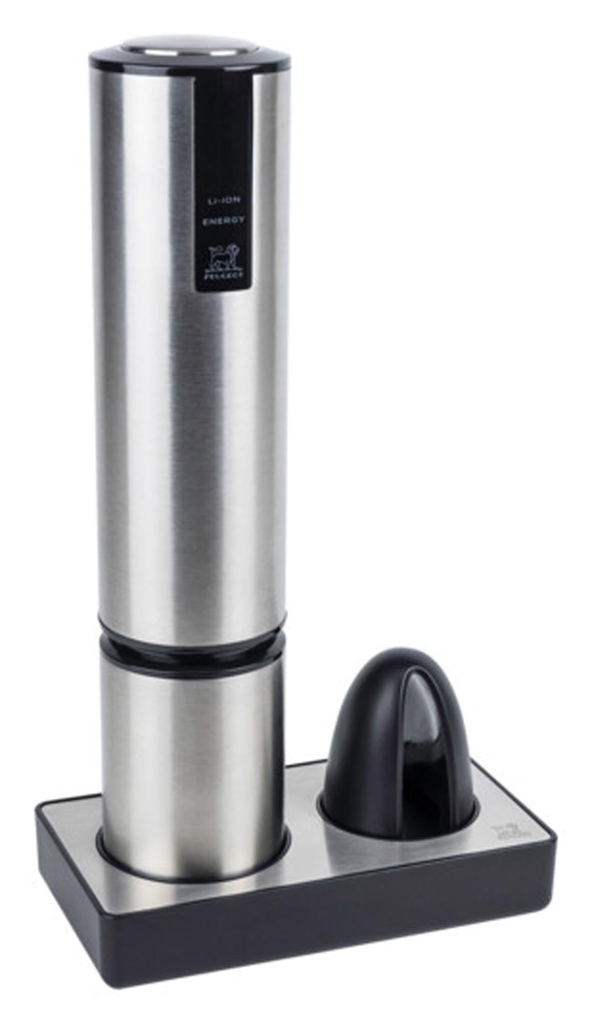 Entdecken Sie den PEUGEOT Elis Touch, den eleganten, elektrischen Korkenzieher für Weinliebhaber. Hochwertig, ergonomisch und wiederaufladbar.