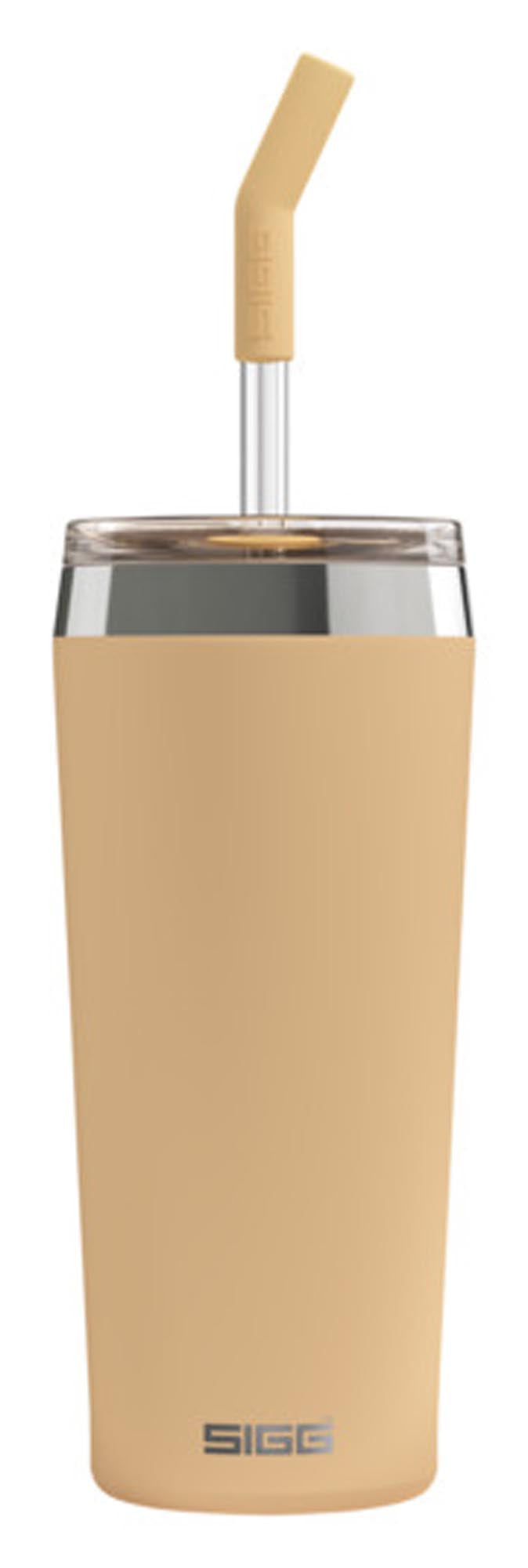Entdecken Sie den SIGG Isolierbecher Tumbler Mug Helia in muted peach (0.6 l) – ideal für heiße und kalte Getränke, BPA-frei, spülmaschinenfest und perfekt für unterwegs!