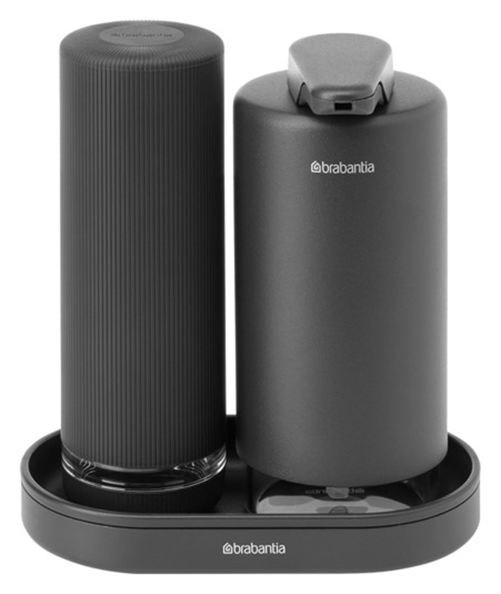 Eleganter BRABANTIA Seifenspender SinkStyle im 2-teiligen Set in mineral infinite grey. Hochwertiger Edelstahl, praktische Handhabung, modernes Design.