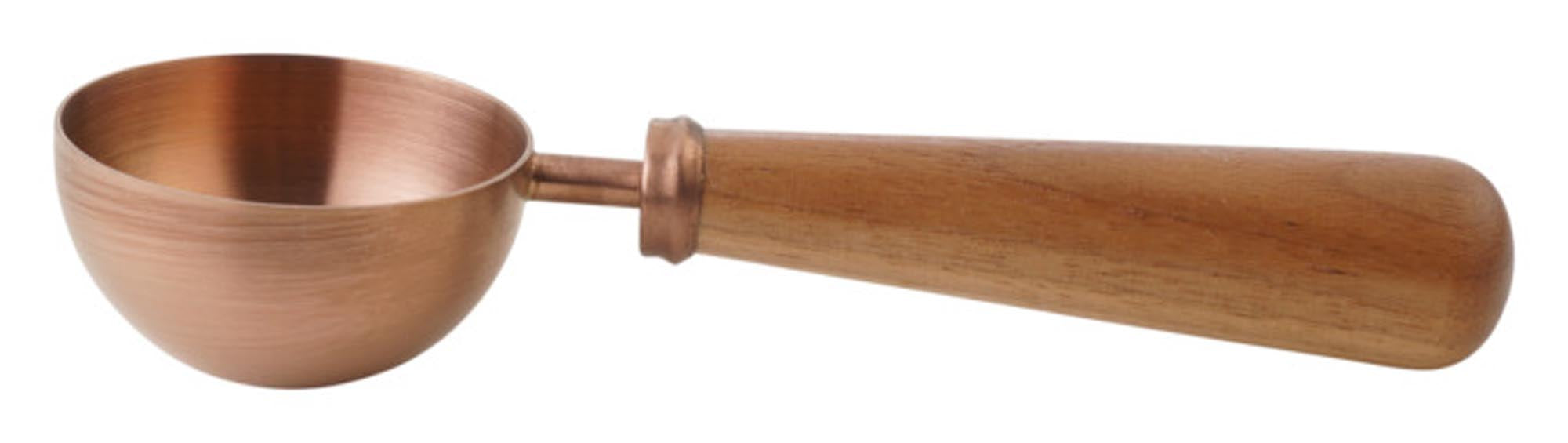 Eleganter FOREVER Kaffeedosierlöffel mit Walnuss-Griff, 10 g. Perfekte Kaffeedosierung für Kaffeeliebhaber. Pflegeleicht und stilvoll.