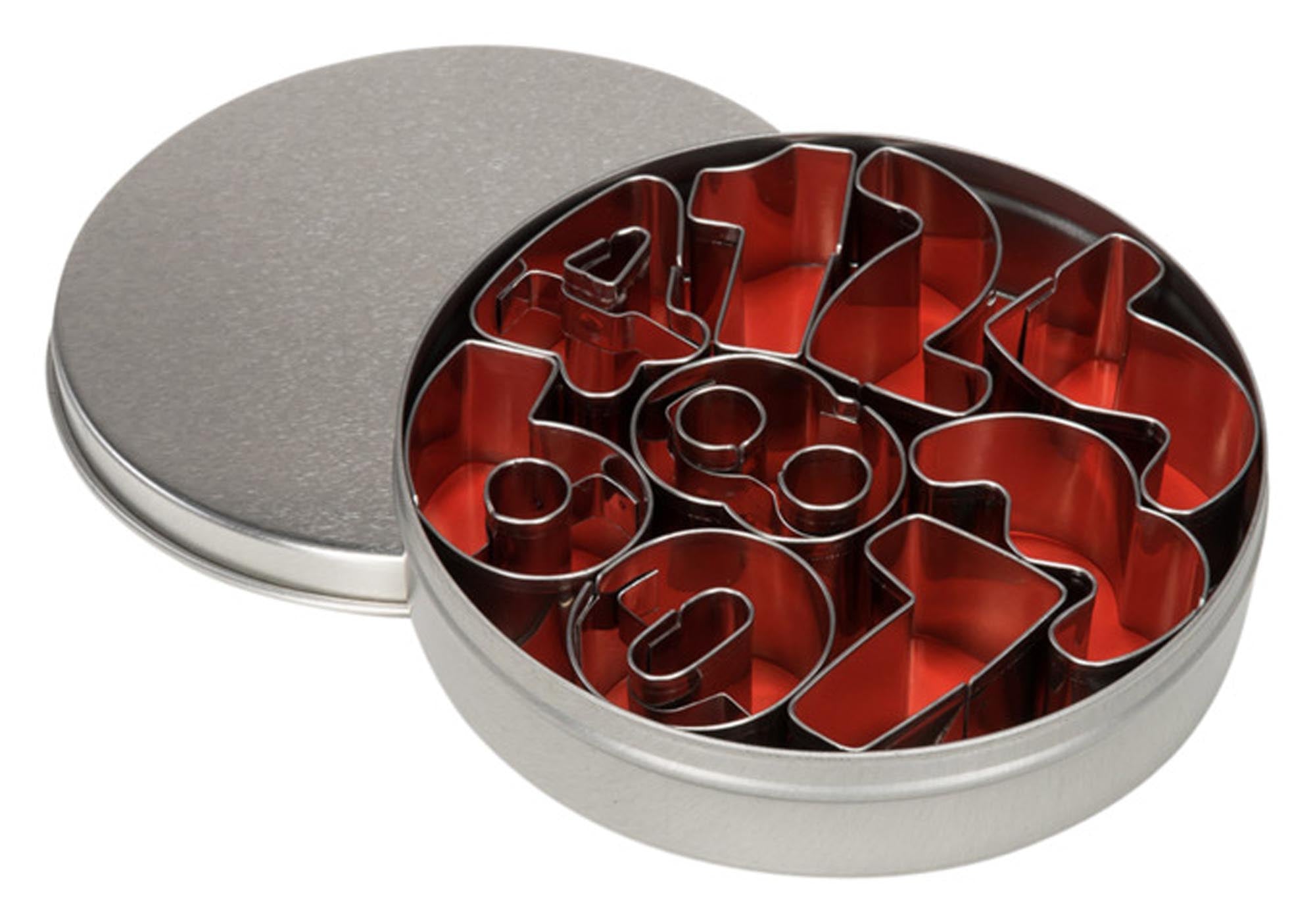 Entdecken Sie die PATISSE Ausstechformen in Dose Zahlen 9-teilig aus Edelstahl. Ideal für kreative Backideen, Geburtstagsfeiern und Jubiläen!