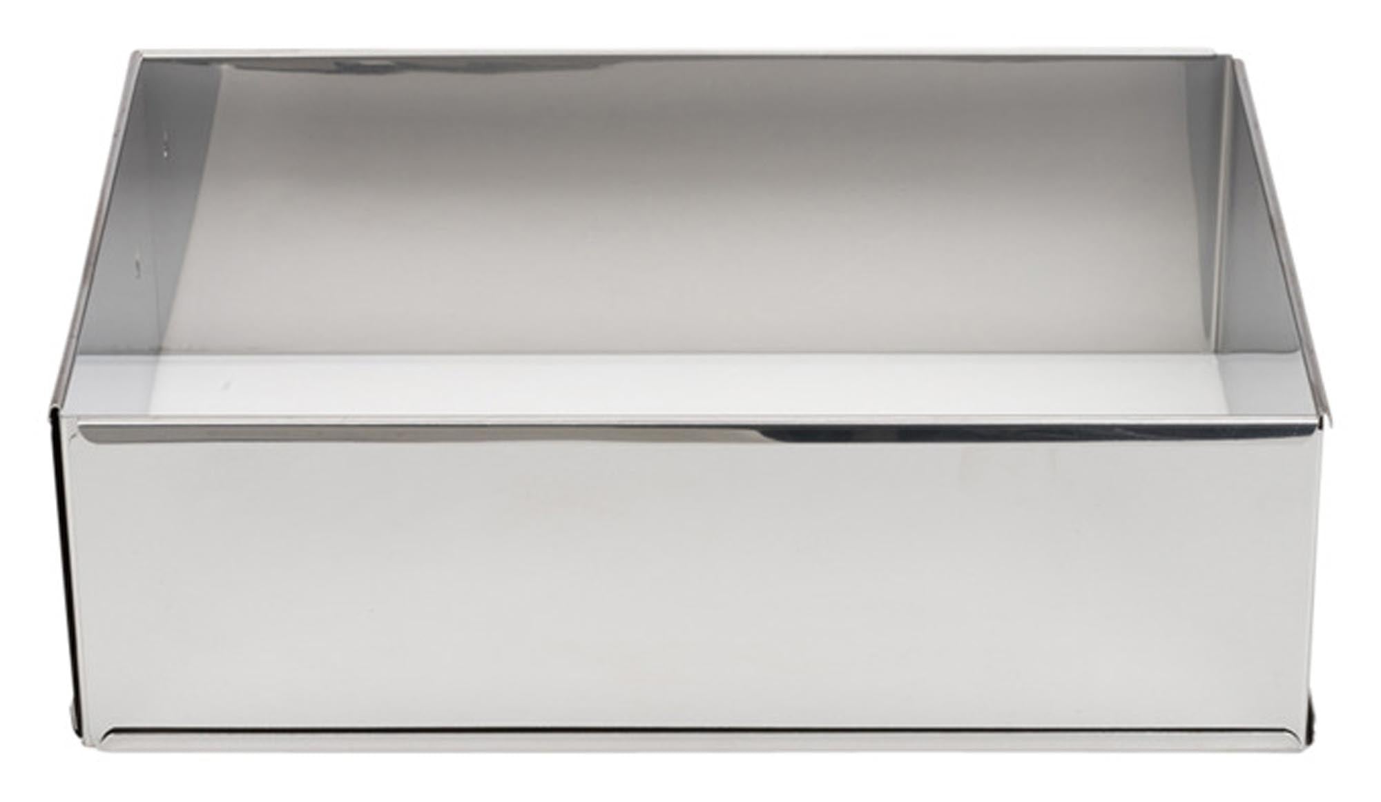 Entdecken Sie den PATISSE Backrahmen aus Edelstahl, verstellbar von 25-46 cm. Ideal für Kuchen, Torten und Quiches. Hochwertig, langlebig und hitzebeständig!