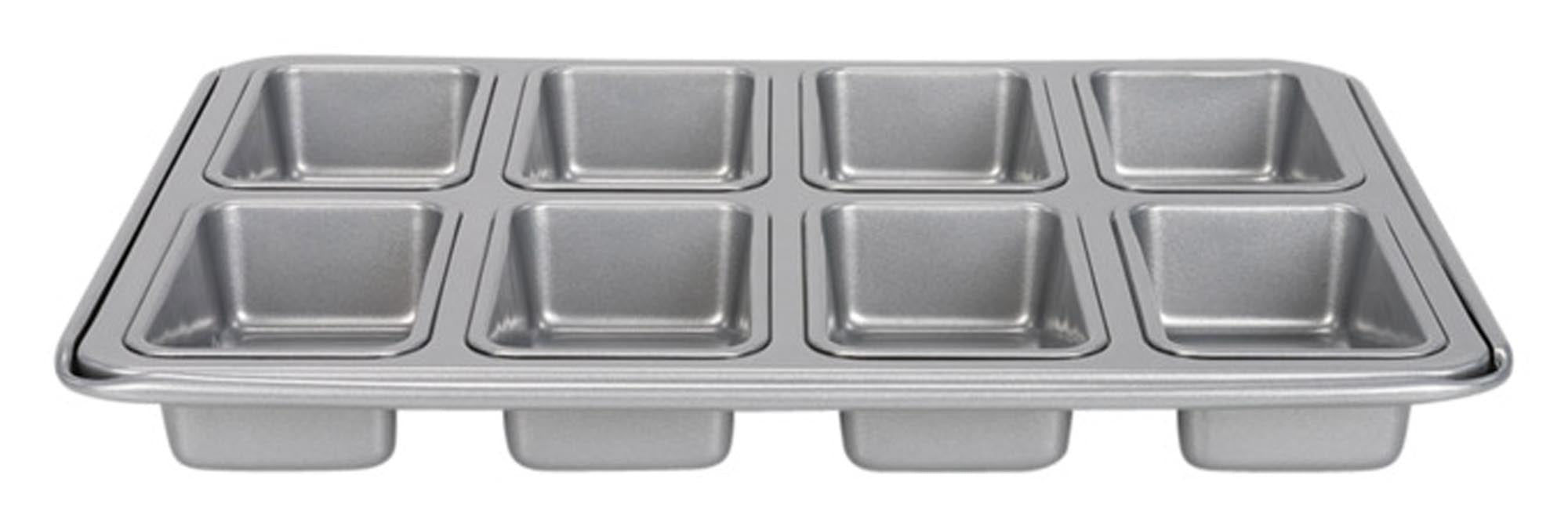 Entdecken Sie die PATISSE Mini-Cakeform/Brotform 8-teilig (34x28 cm) mit Antihaftbeschichtung für perfekte Backergebnisse und kreative Snacks.