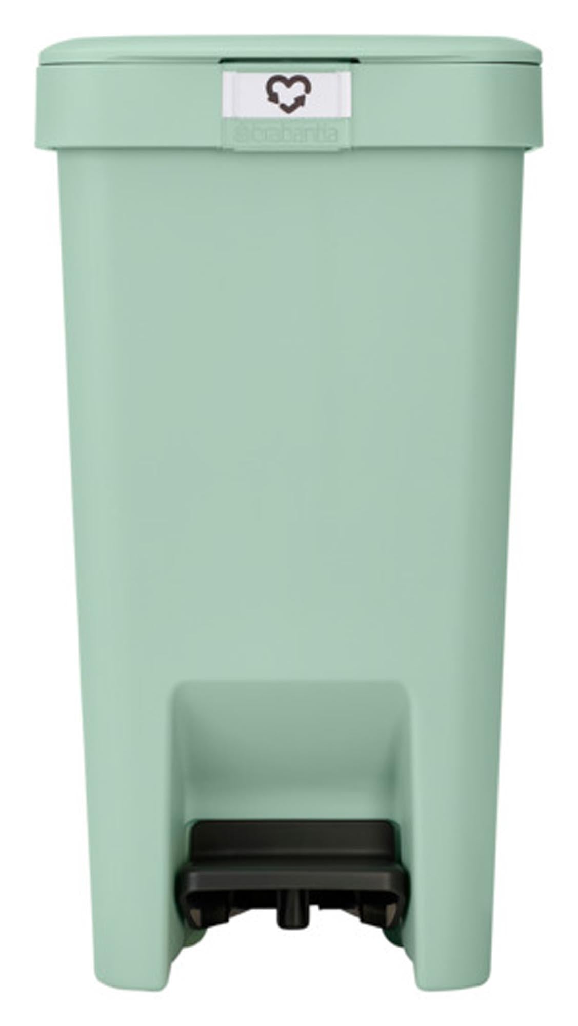 Entdecken Sie den BRABANTIA Treteimer StepUp 10 l in jade green. Hochwertiger, hygienischer Mülleimer mit modernem Design, ideal für Küche und Büro.