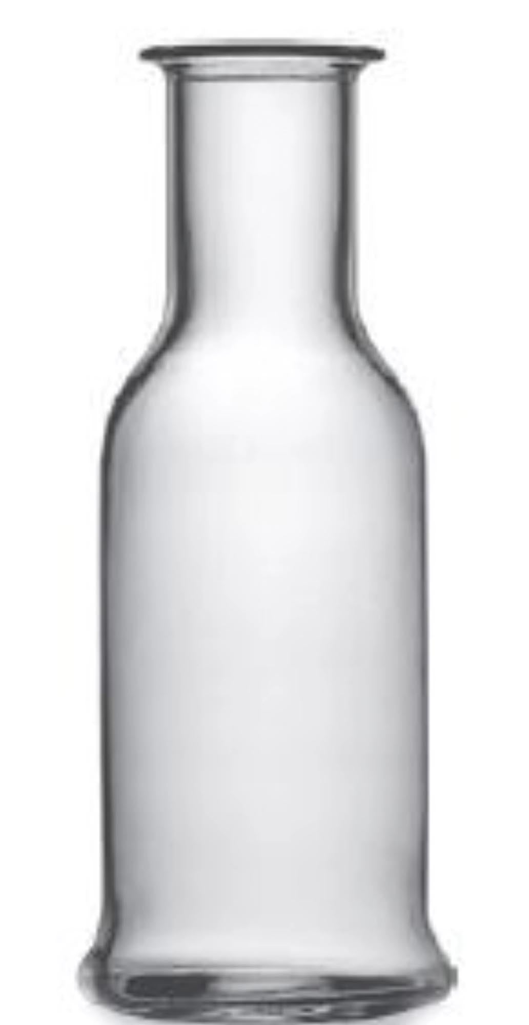 Entdecken Sie die stilvolle Purity Karaffe 0,75l von Stölzle aus hochwertigem Kristallglas. Ideal für elegante Anlässe und pflegeleicht.