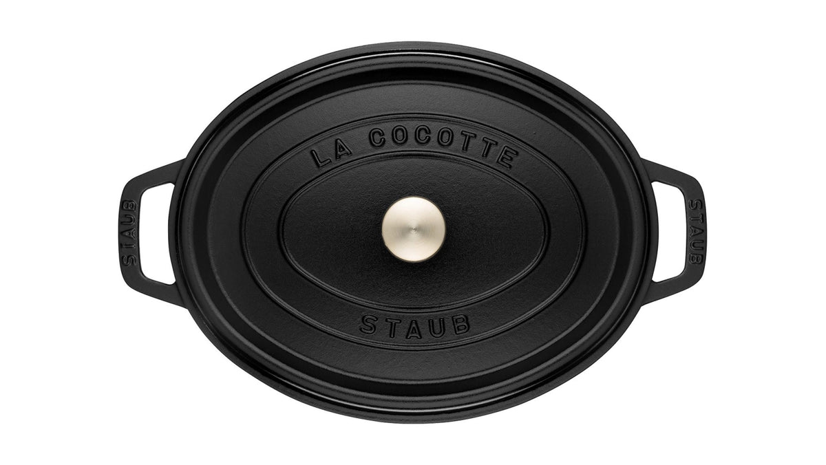 Cocotte oval 2.35l in Schwarz präsentiert im Onlineshop von KAQTU Design AG. ist von Staub