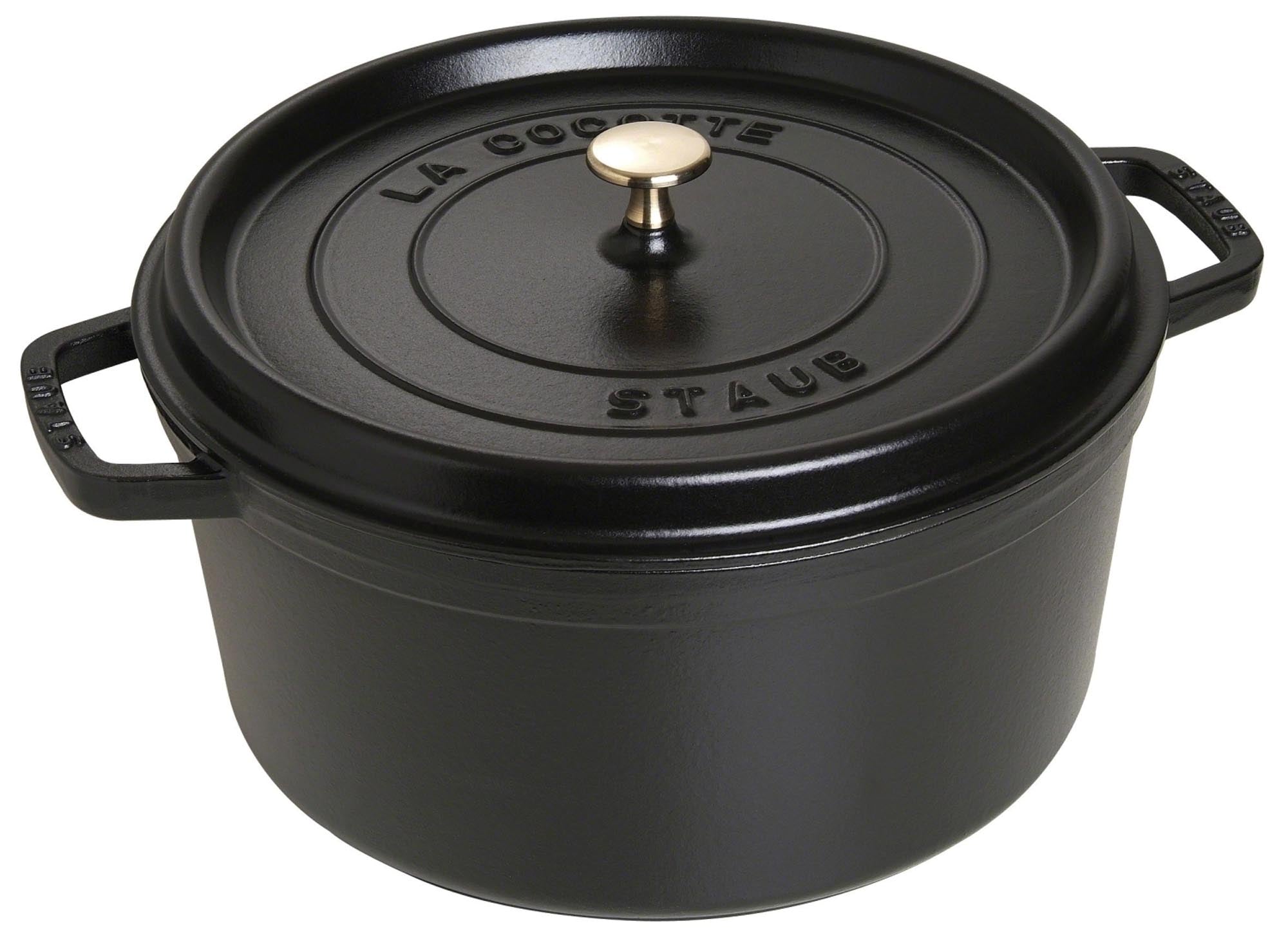 Runde Cocotte 8.35l von Staub in elegantem Design, perfekt für langsames Garen und Servieren.