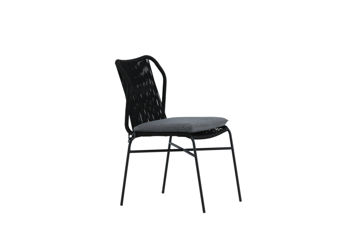 Julian Gartenstuhl in Schwarz präsentiert im Onlineshop von KAQTU Design AG. Gartenstuhl ist von Venture Home