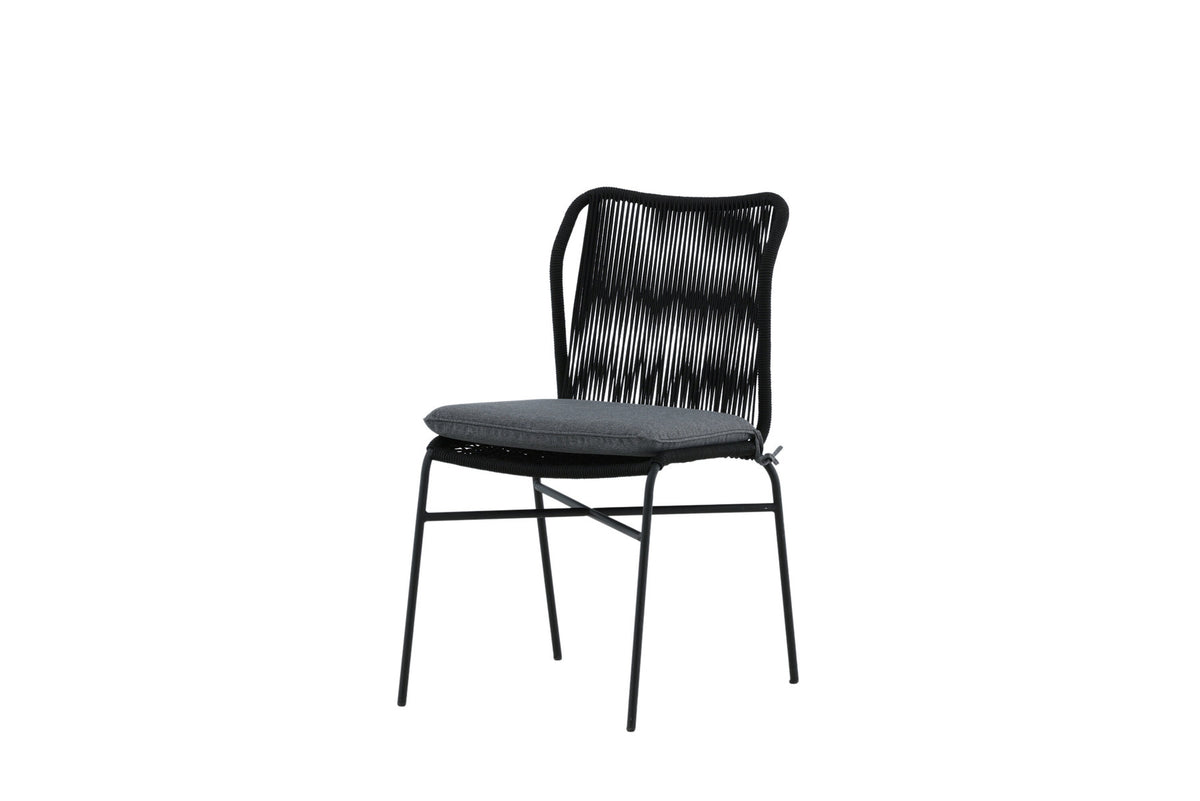 Julian Gartenstuhl in Schwarz präsentiert im Onlineshop von KAQTU Design AG. Gartenstuhl ist von Venture Home