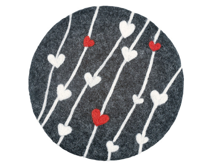 CILIO Untersetzer Lana Love grau weiss ø 21 cm in präsentiert im Onlineshop von KAQTU Design AG. Pfannenuntersatz ist von CILIO