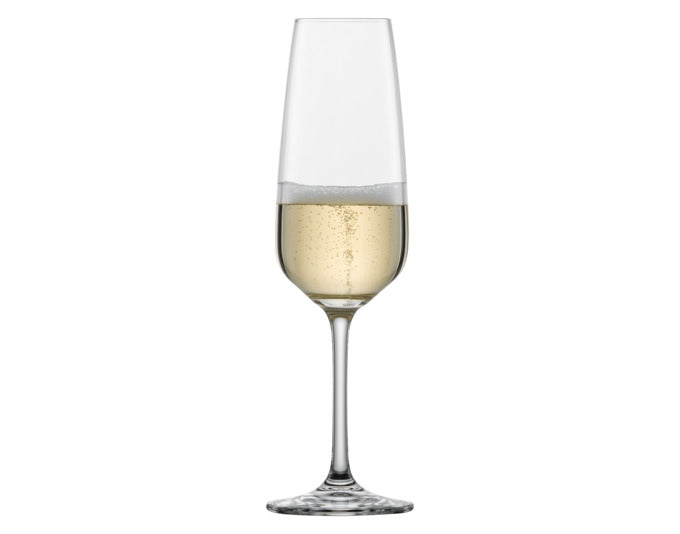 Entdecken Sie die eleganten Sektgläser Tulip 7 von SCHOTT ZWIESEL im praktischen 4er-Set. Ideal für jeden Anlass, bruchfest und spülmaschinengeeignet.