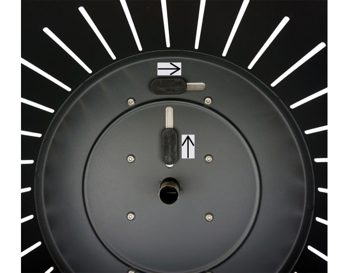 Entdecken Sie den LOTUSGRILL Hybrid Classic in anthrazitgrau – der kompakte Holzkohlegrill für Balkon und Garten, ideal für unvergessliche Grillabende!