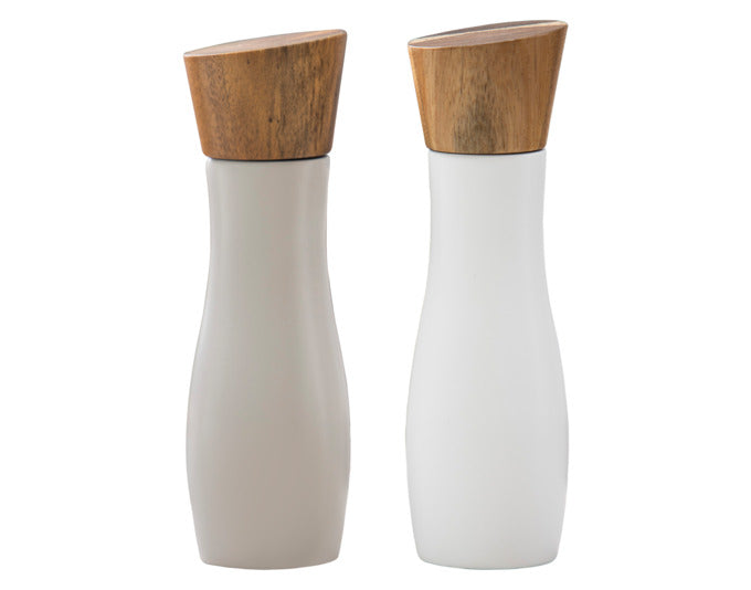 LADELLE Salz- und Pfeffermühle Essentials weiss/dunkelgrau 19.5 cm in präsentiert im Onlineshop von KAQTU Design AG. Salz & Pfeffer ist von LADELLE